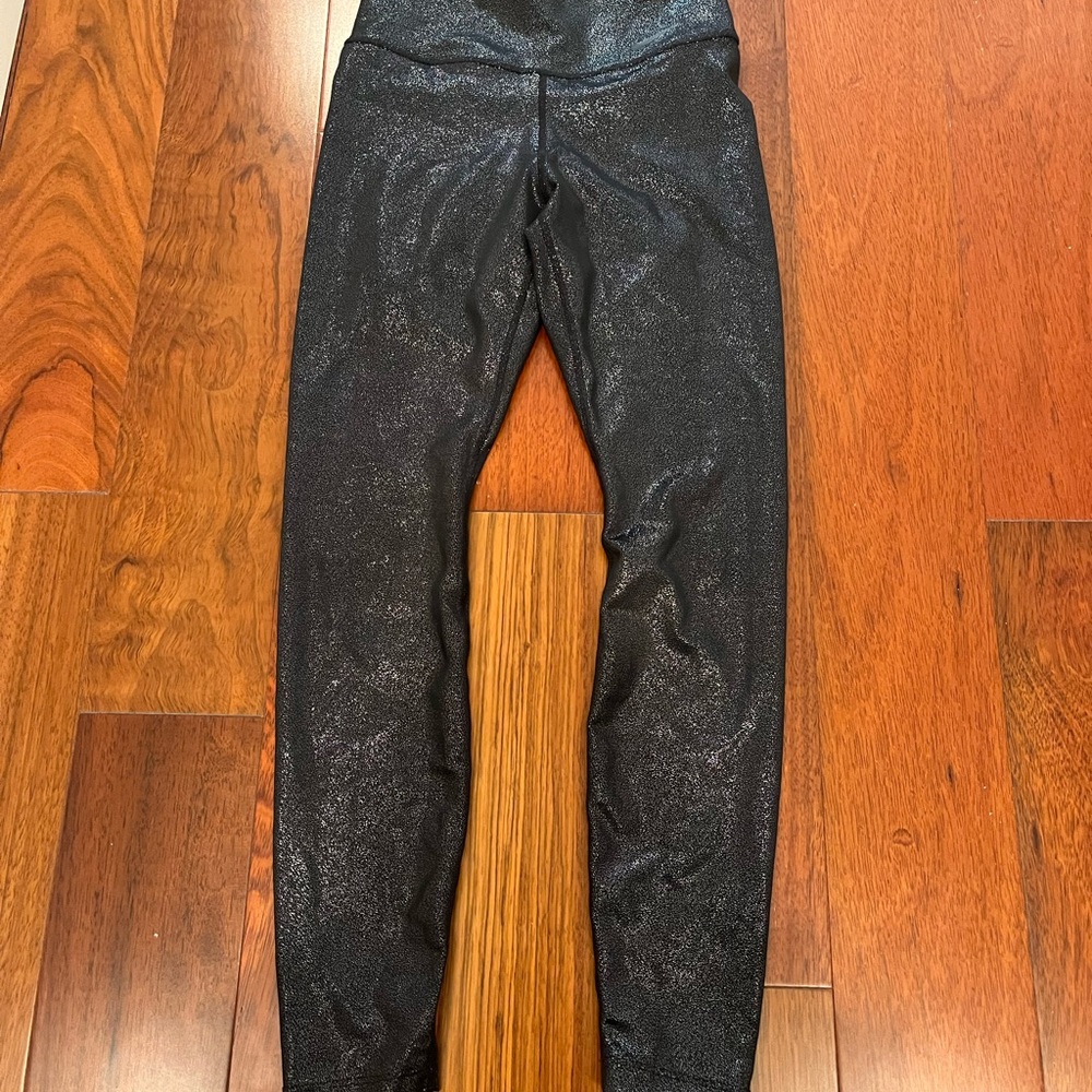 Shiny Nike leggings women’s